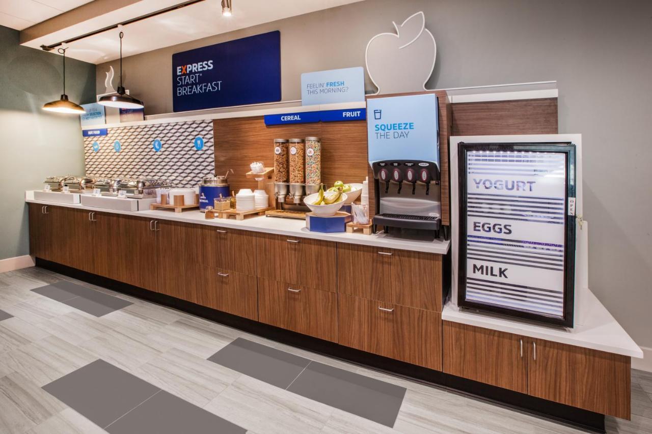 Holiday Inn Express & Suites - Bardstown By Ihg Bagian luar foto